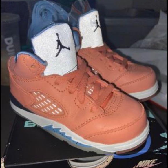Jordan’s 5 Retros DJ Khaled 7c - Picture 3 of 5